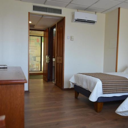 Tur Hotel Σαντιάγκο Εξωτερικό φωτογραφία