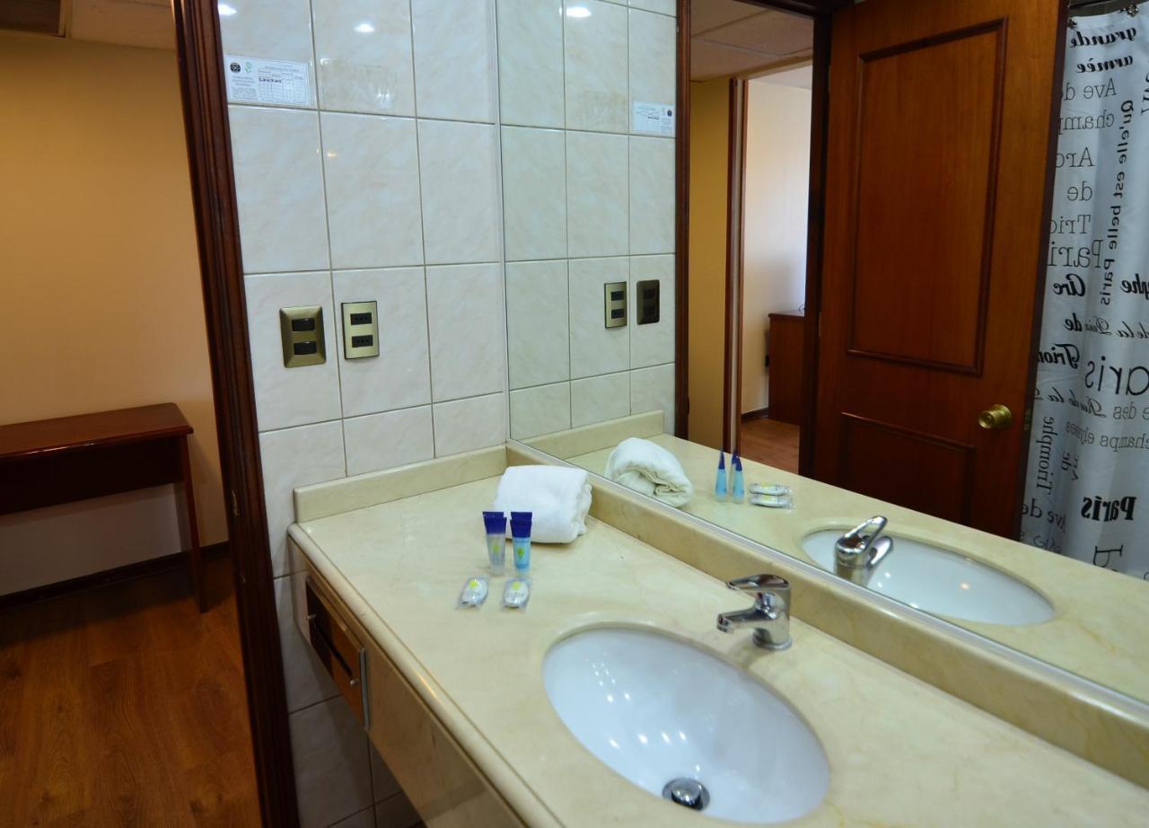 Tur Hotel Σαντιάγκο Εξωτερικό φωτογραφία
